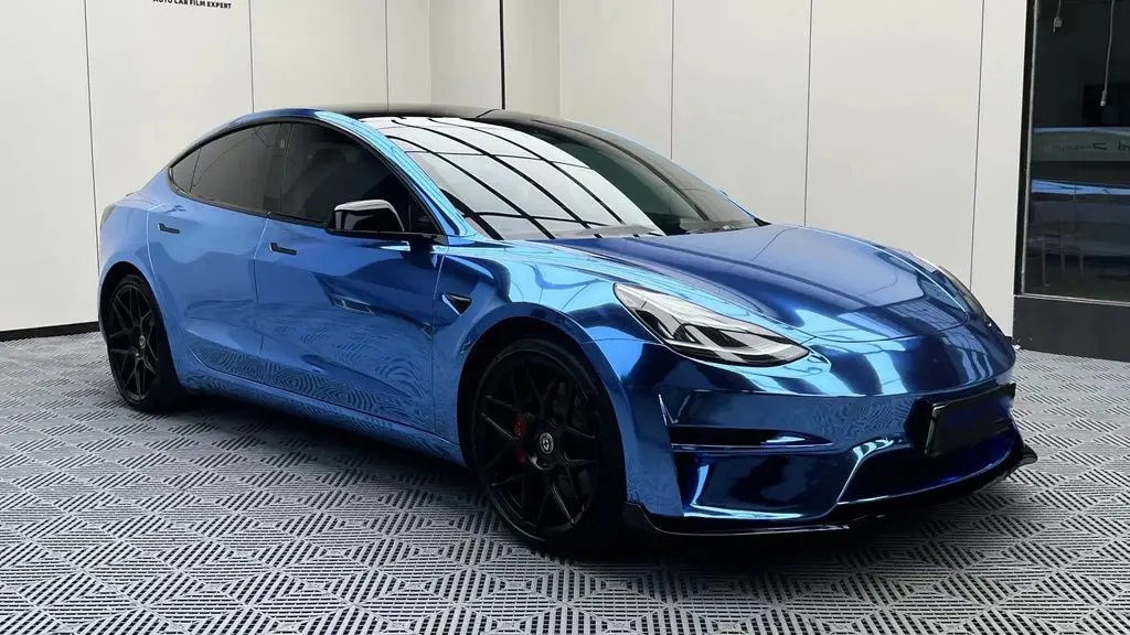 Mirror Chrome Blue Vinyl Wrap raxtify