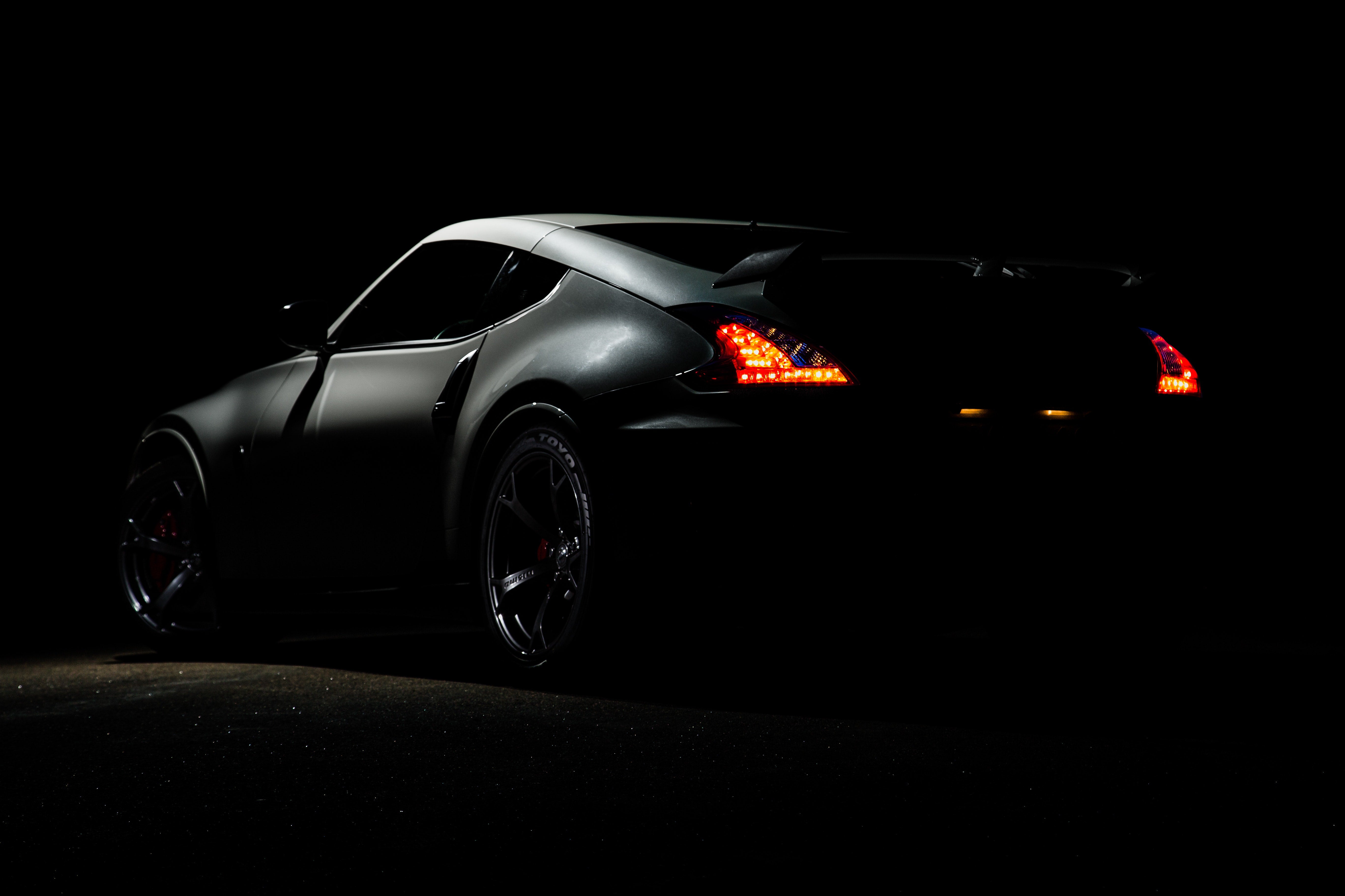 CAR WRAPPING VS. CAR PAINTING: WHICH WAY IS RIGHT FOR YOU?