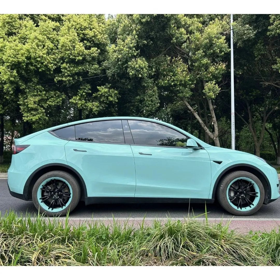 RAXTIFY Gloss Light Ocean Blue Vinyl Wrap raxtify