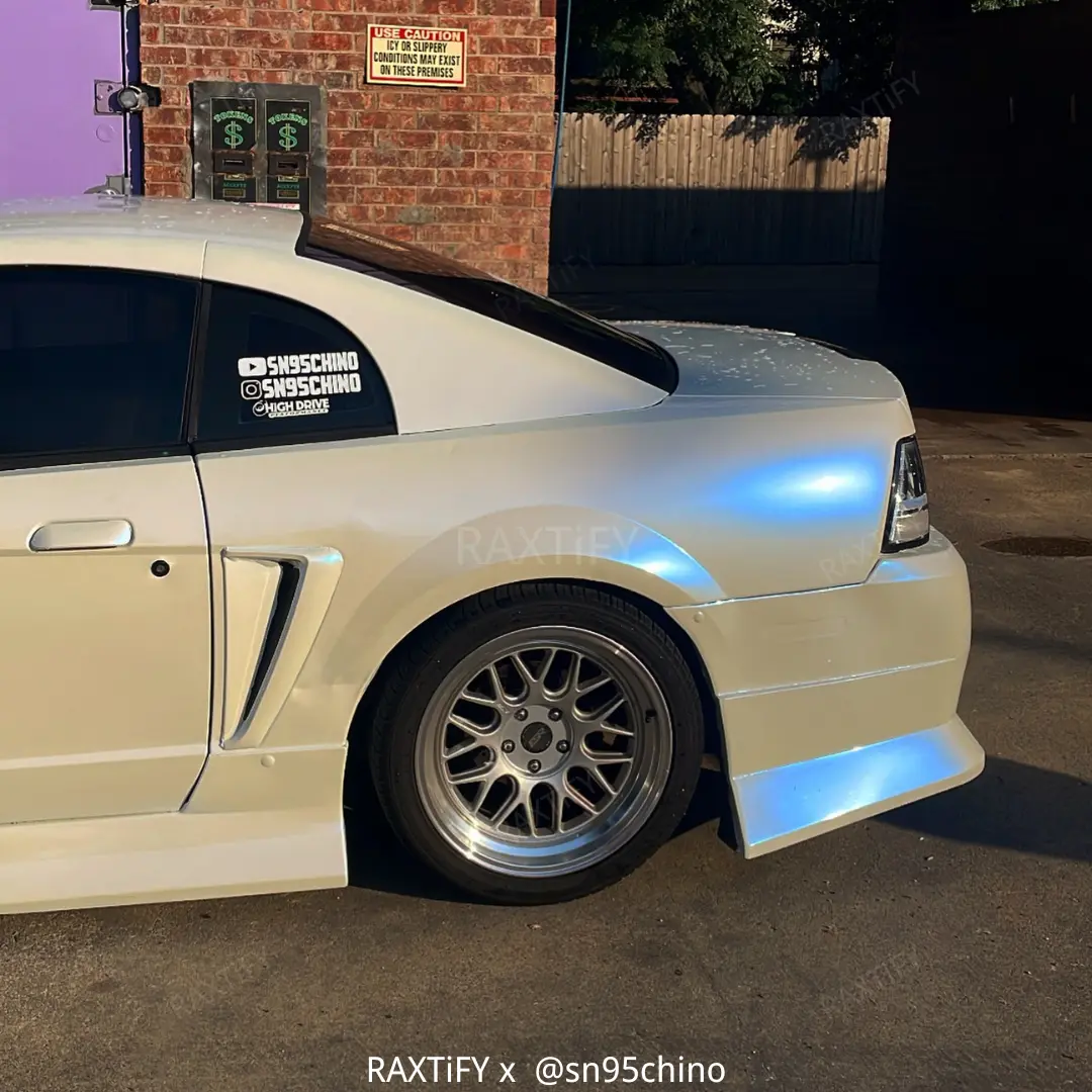 Color Shift Louvers Color Shift Pearl White Blue Vinyl Wrap – RAXTiFY