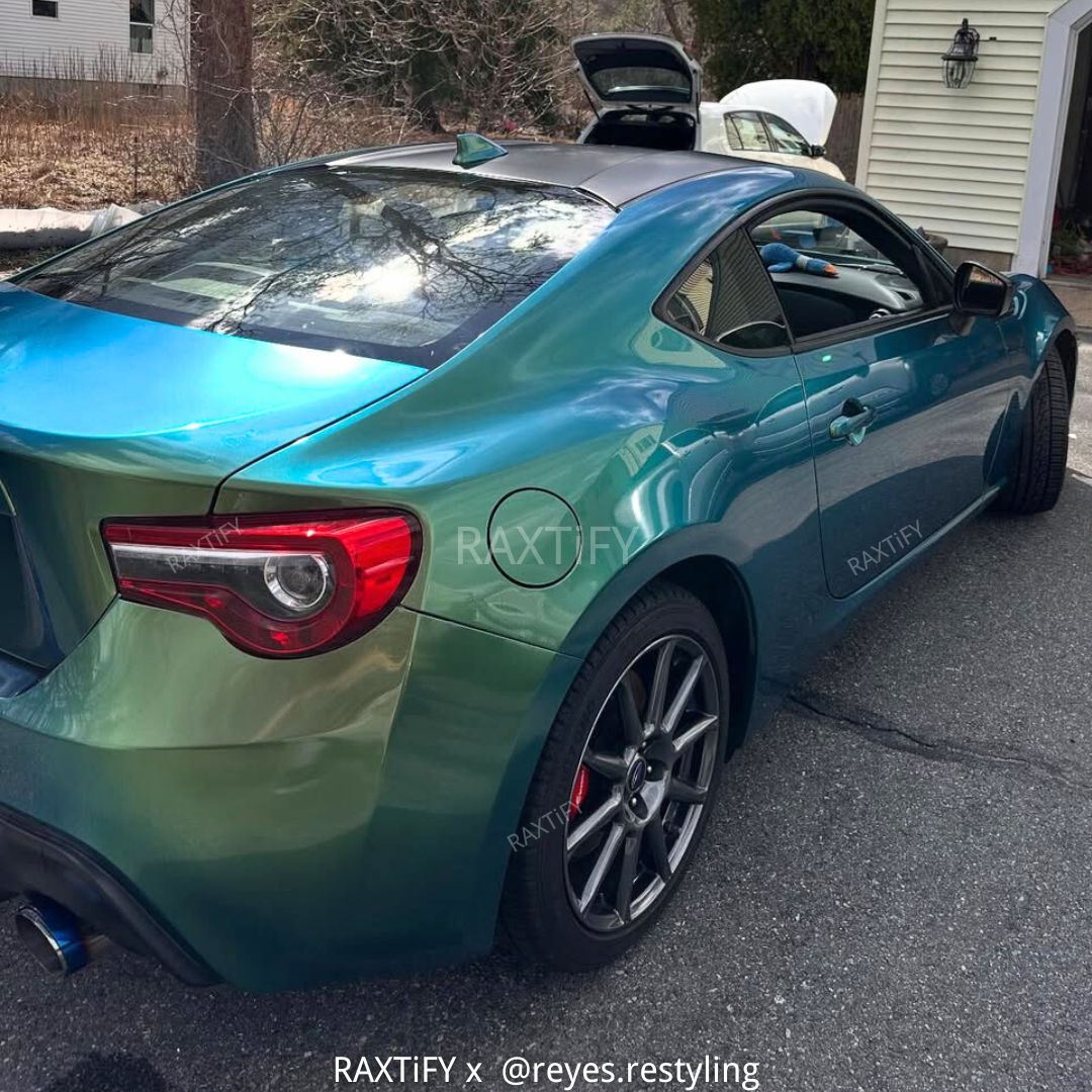 Color Shift Mamba Green Vinyl Wrap
