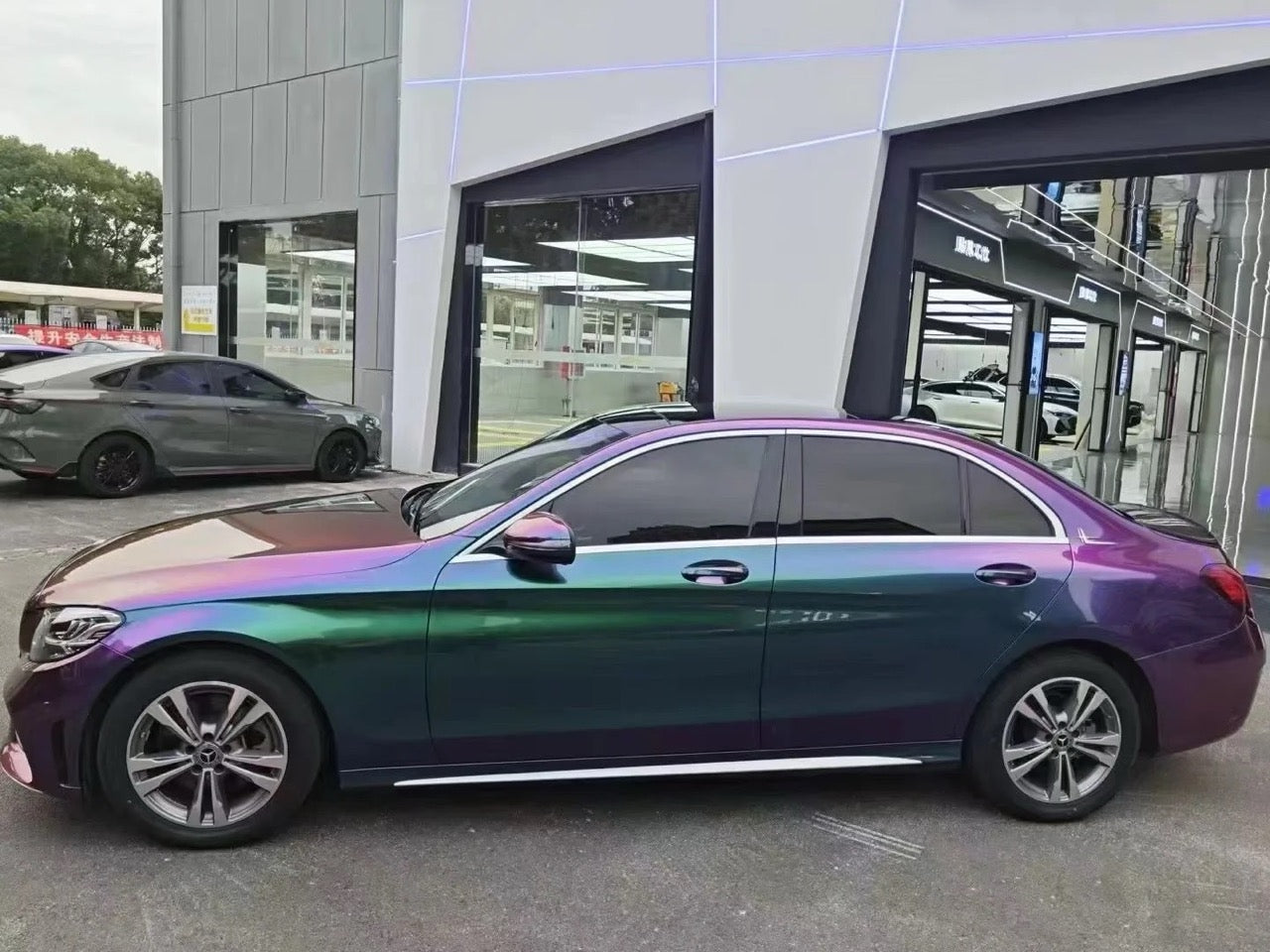Color Shift Rushing Riptide Vinyl Wrap