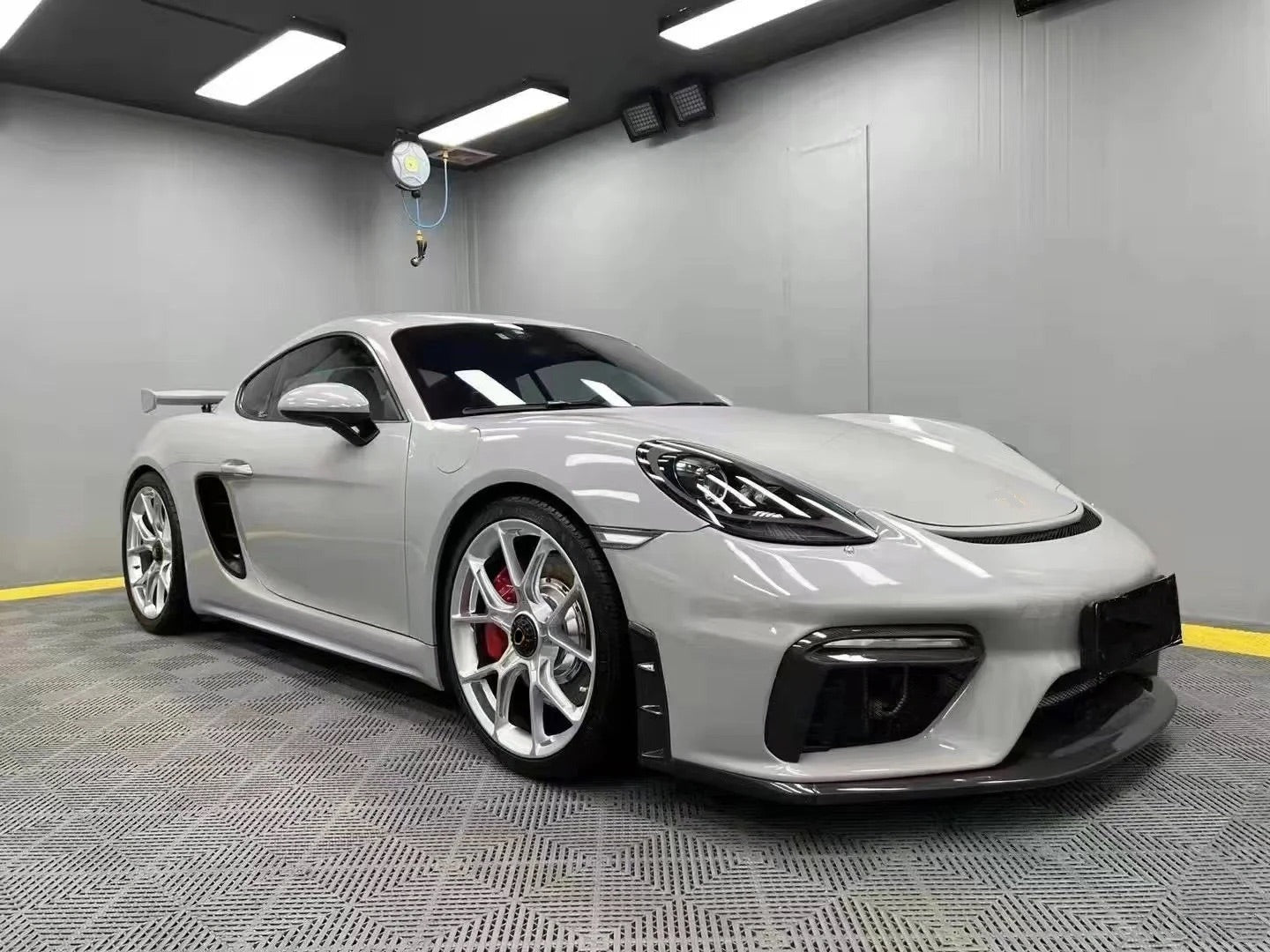 Gloss Gainesboro Gray Vinyl Wrap