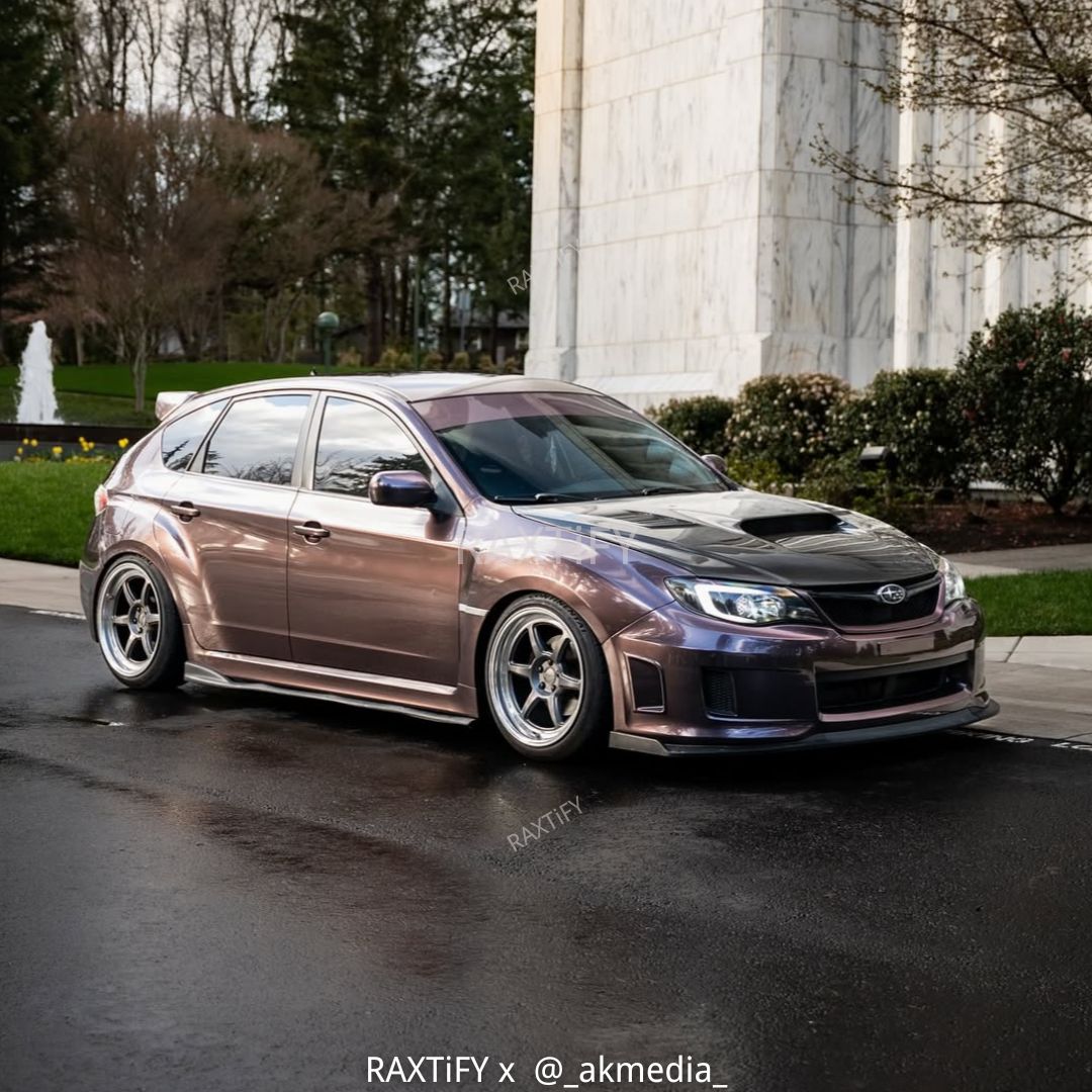 Gloss Metallic Eve Purple Vinyl Wrap by RAXTiFY