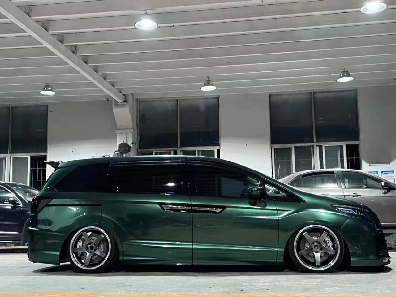 Gloss Metallic Forest Green Car Wrap