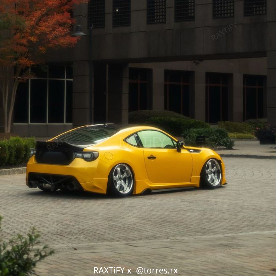 Gloss Metallic Golden Yellow Vinyl Wrap Color