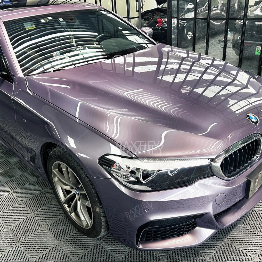 Gloss Metallic Luminous Violet Vinyl Wrap