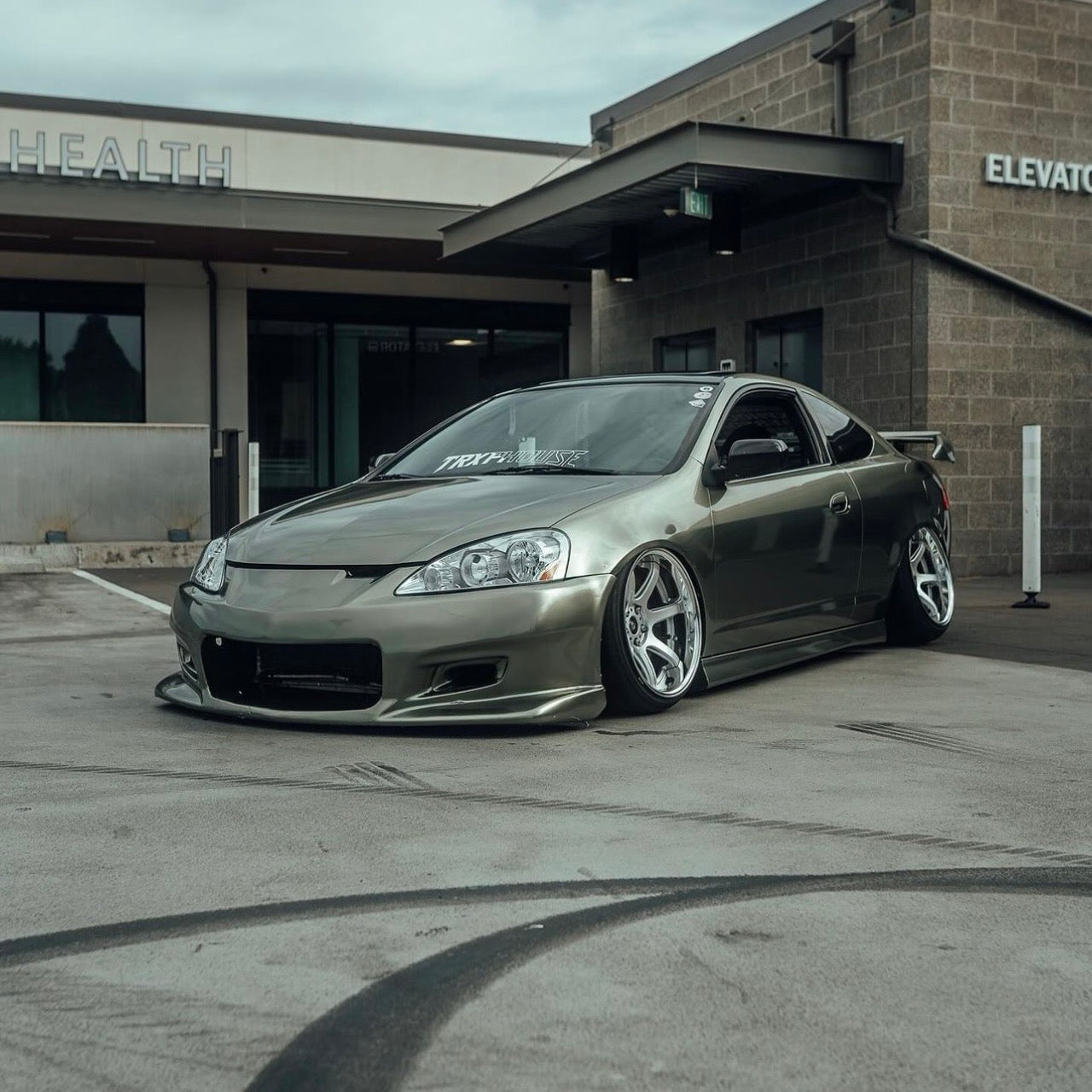 Gloss Metallic Millennium Jade Vinyl Wrap by RAXTiFY 