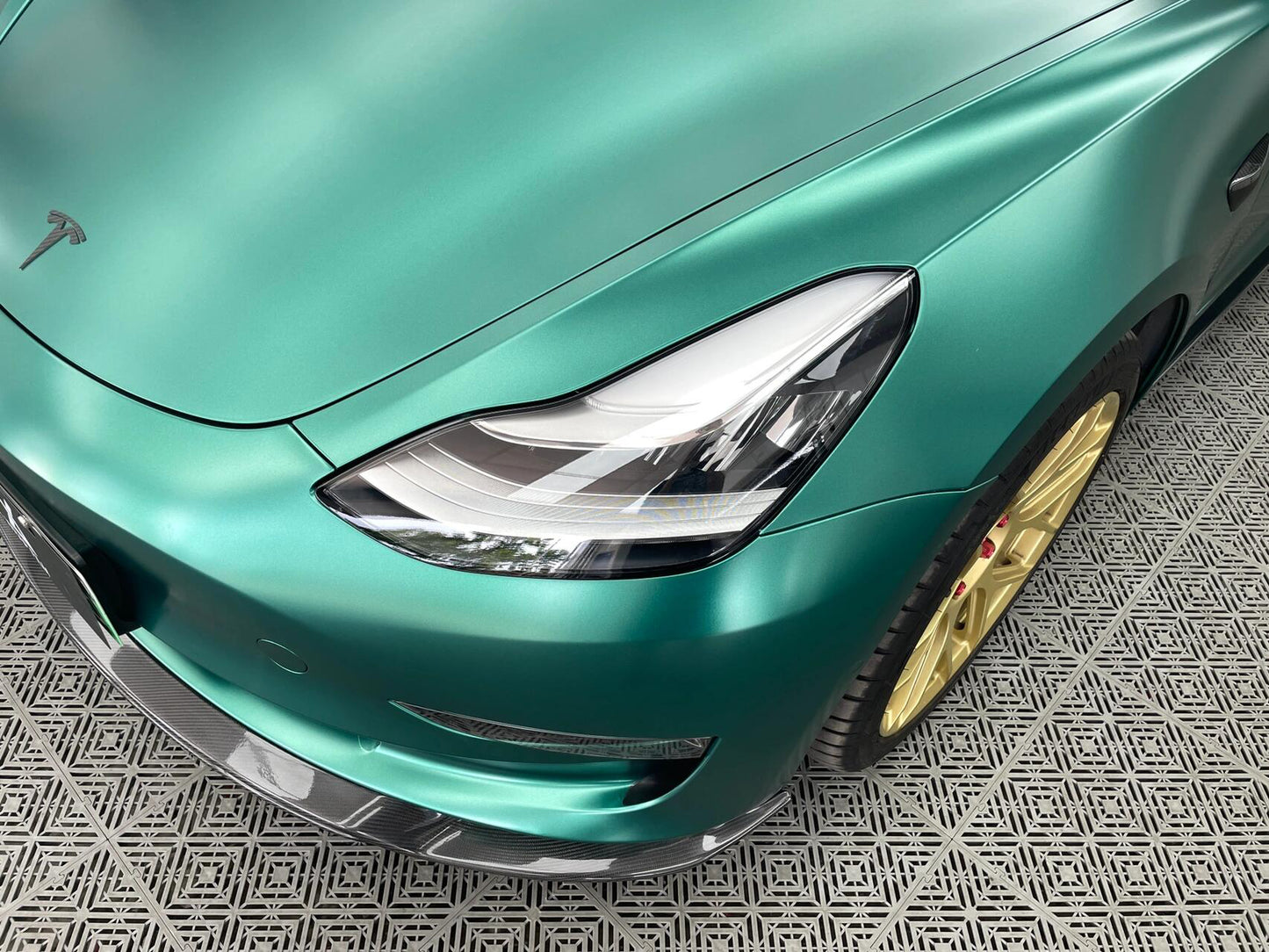 Satin Metallic Emerald Green Vinyl Wrap