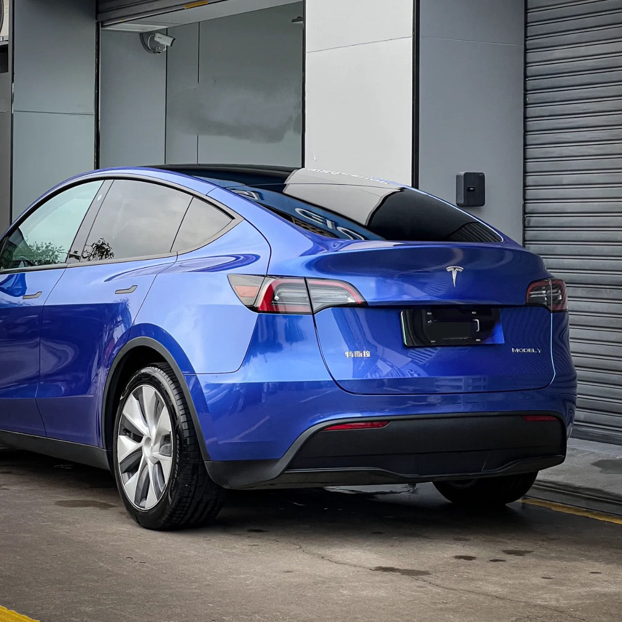 Gloss Metallic Cobalt Blue Car Wrap
