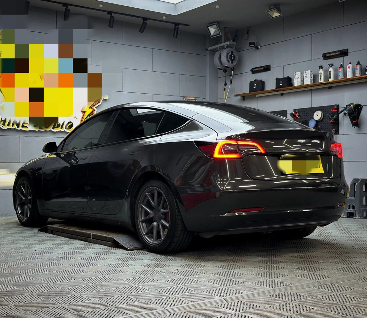 Gloss Metallic Graphite Gray Car Wrap