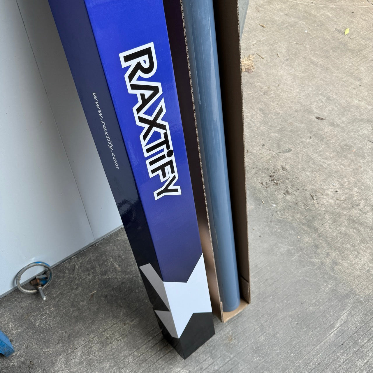 RAXTiFY Gloss China Blue Vinyl Car Wrap