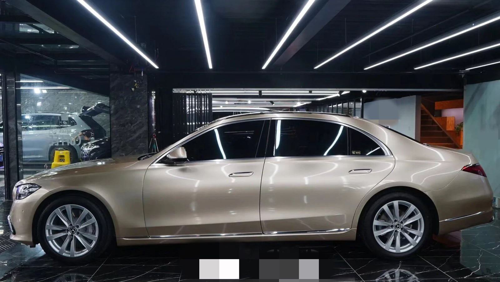 Gloss Metalic Coral Gold Car Wrap Color