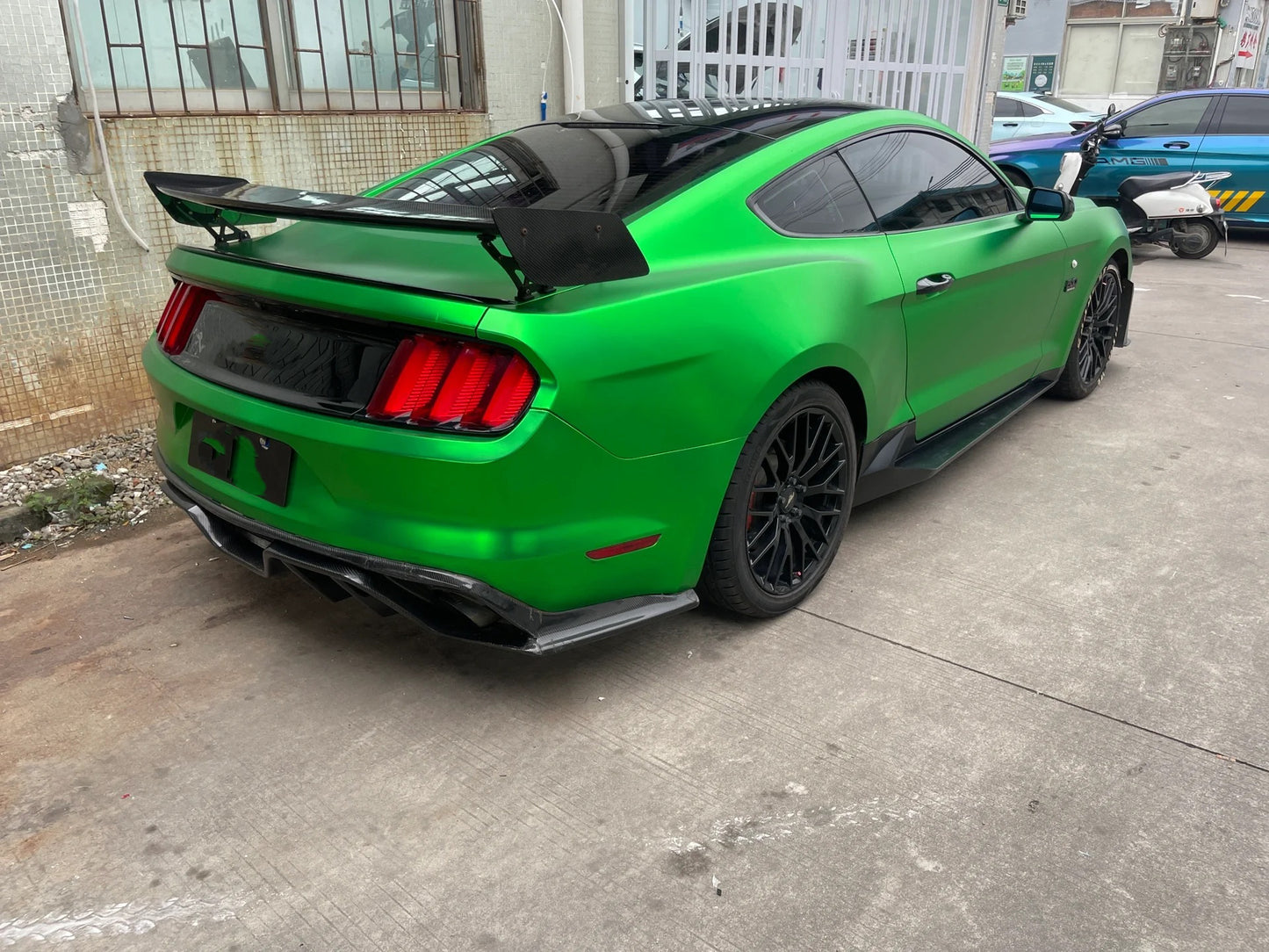 Satin Chrome Metal Green Vinyl Wrap