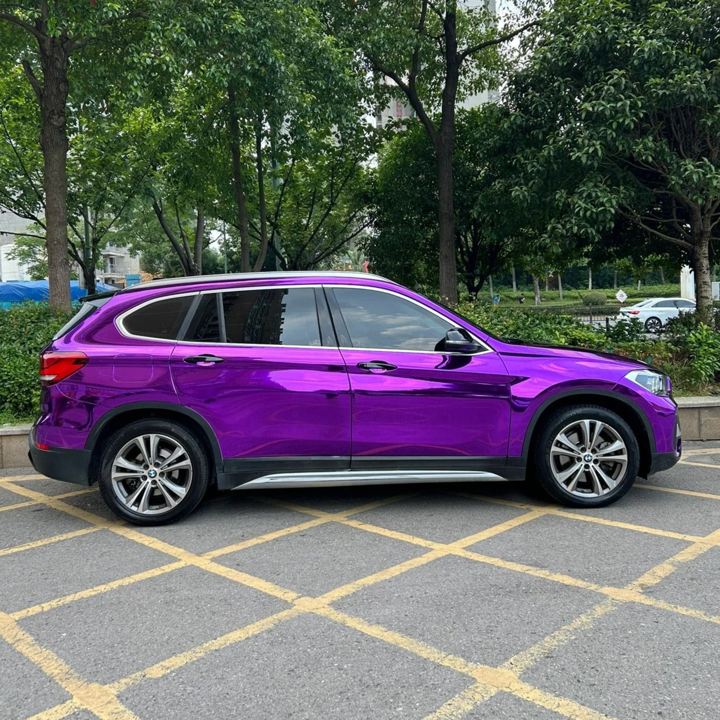 Mirror Chrome Purple Vinyl Wrap