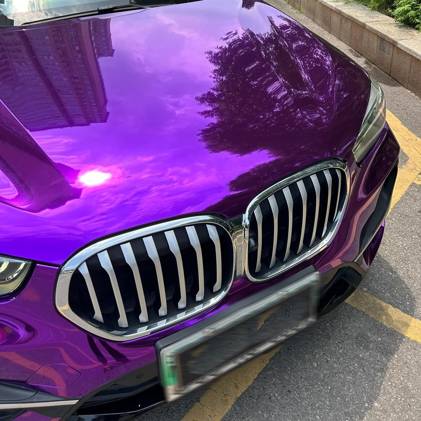 Mirror Chrome Purple Vinyl Wrap