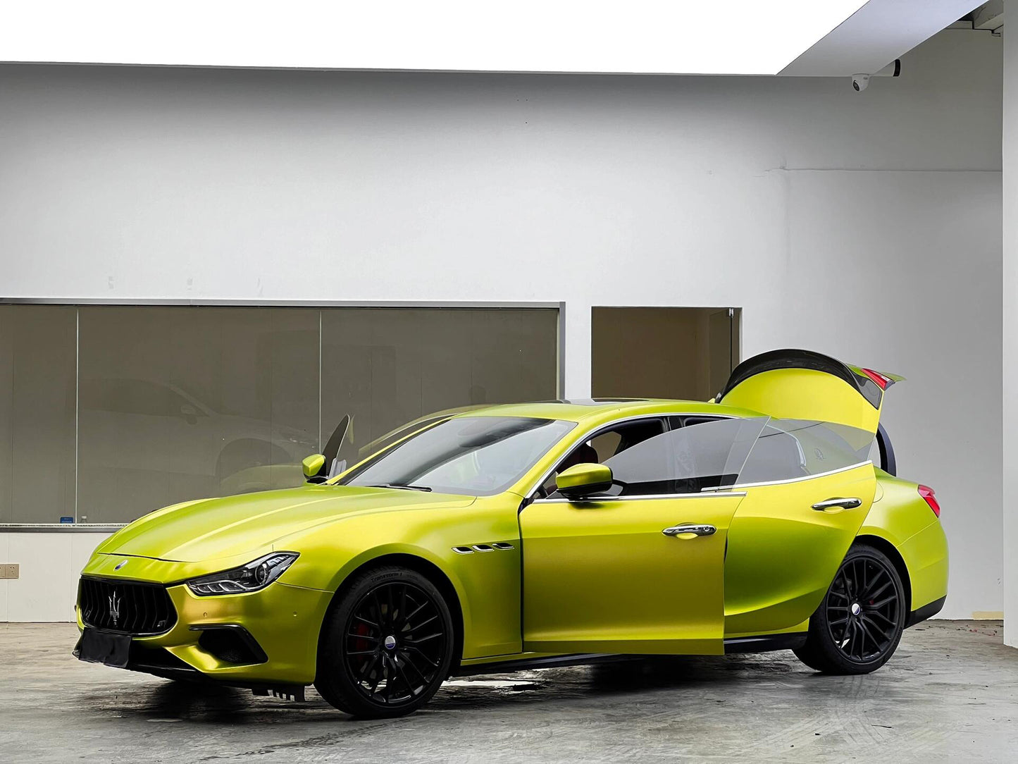 Satin Metallic Lemon Green Vinyl Wrap