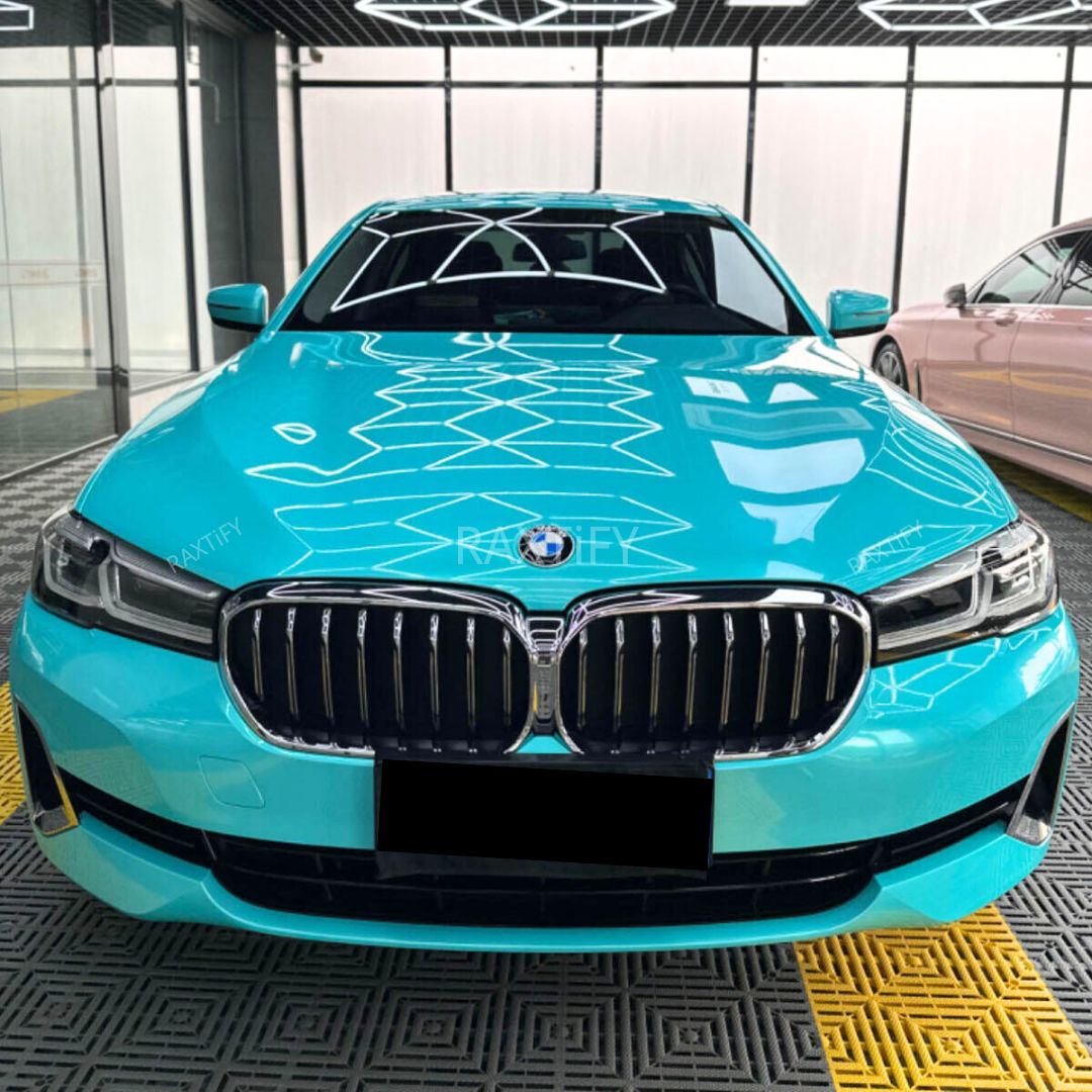 Gloss Metallic Tiffany Blue Car Wrap