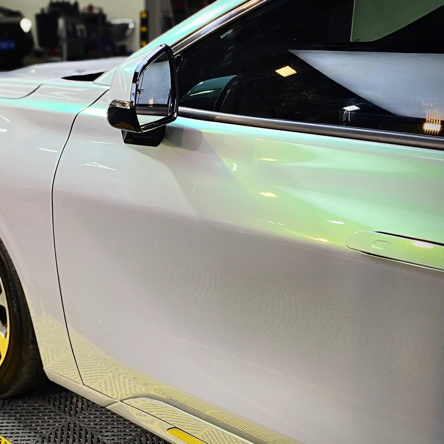 Color Shift Glitter Aurora White Vinyl Wrap Color